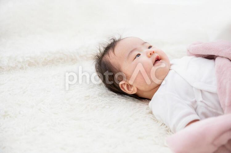 赤ちゃんのイメージ 赤ちゃん,赤ん坊,ベビーの写真素材