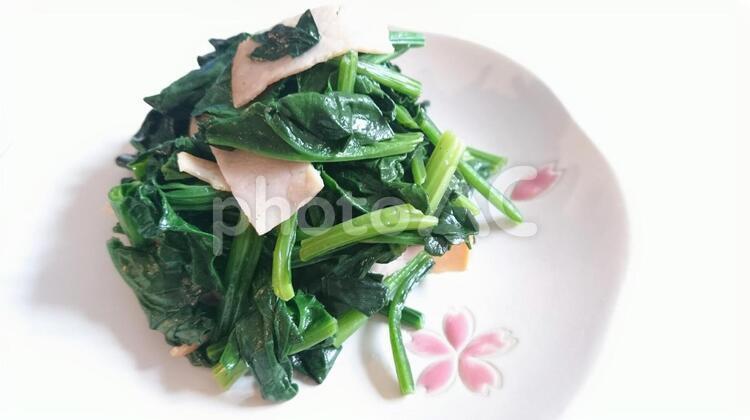 ほうれん草のバター炒め ほうれん草,フード,野菜の写真素材