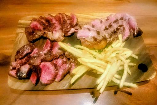 牛肉パラダイス 牛肉パラダイス ローストビーフ,肉,牛肉の写真素材
