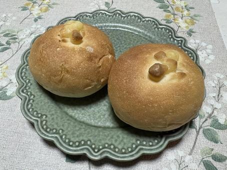 チーズパン2個 チーズパン2個の写真