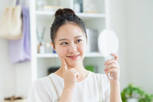 若い女性のビューティ 若い女性のビューティ スキンケア,女性,若いの写真素材