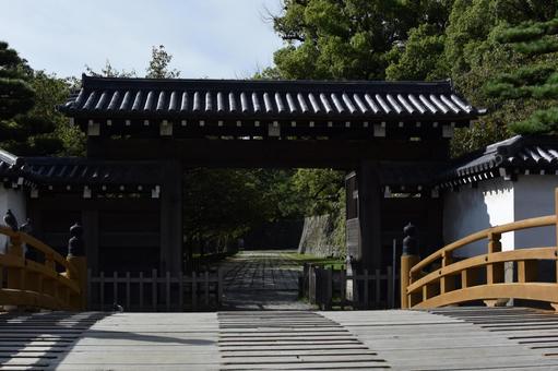 和歌山城公園の門 和歌山城公園の門の写真