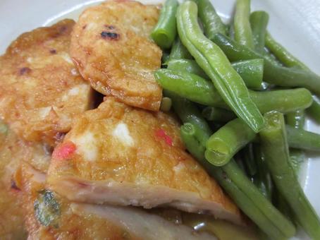 Photo, simmered fish cakes and kidney beans, simmered dish, side dish, 