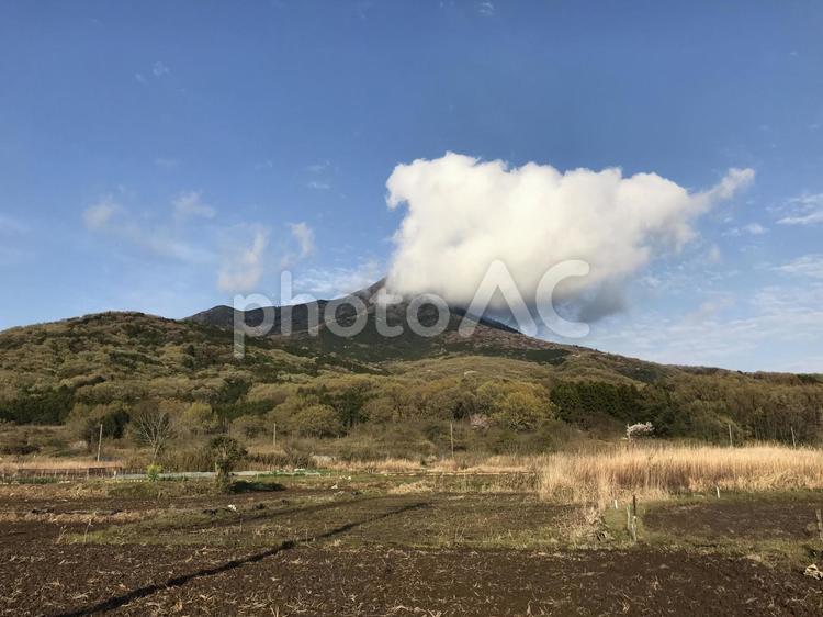 雨上がり　筑波山　 筑波山,快晴,春の写真素材