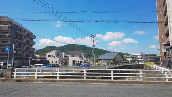 町中の山 町中の山の写真