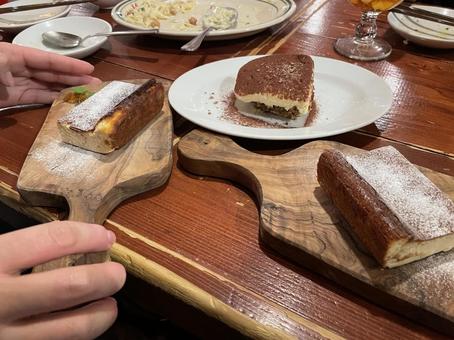 ティラミス ティラミス ティラミス,ケーキ,デザートの写真素材