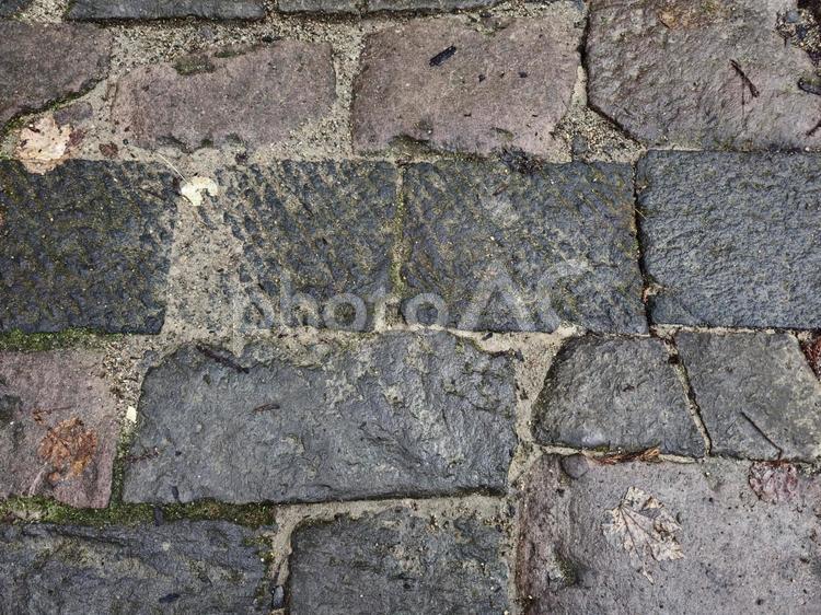 風合いのある石畳 石畳,石の道,地面の写真素材