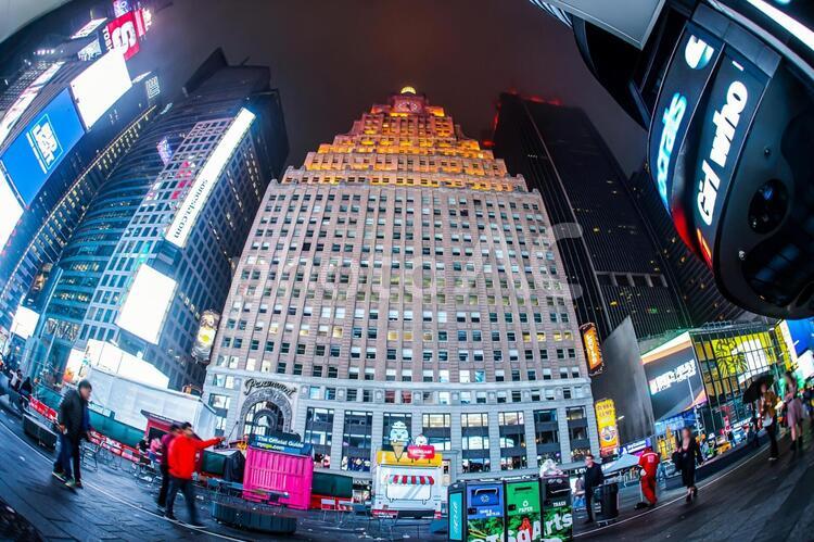 ニューヨーク・タイムズスクエア（TimesSquare）の夜景６９ アメリカ,アメリカ合衆国,イルミネーションの写真素材