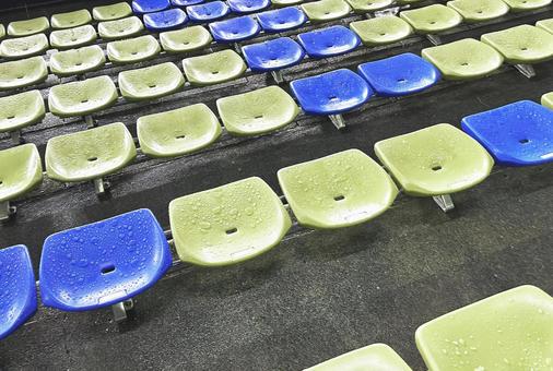 カラフルな椅子 観客席,競技場,スポーツの写真素材