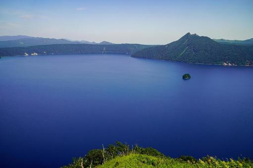 夏の摩周湖 夏の摩周湖 摩周湖,湖,コバルトブルーの写真素材