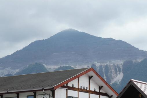 秩父市の山並みの写真