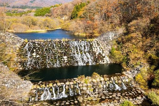 横川砂防ダムの風景⑵ 横川砂防ダム,ダム,砂防ダムの写真素材
