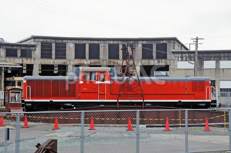 DE50　ターンテーブル　機関車　車庫 電車,線路,鉄道の写真素材