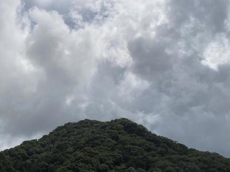 雲と山 雲と山の写真