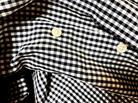 ボタンがついたギンガムチェックの布背景 ボタン,背景,チェック柄の写真素材