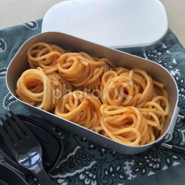 メスティン（カニのトマトクリームパスタ） メスティン,パスタ,トマトクリームの写真素材