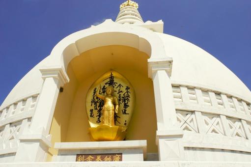 日本山妙法寺の仏像　ルンビニ　2 仏像,日本山妙法寺,ルンビニの写真素材