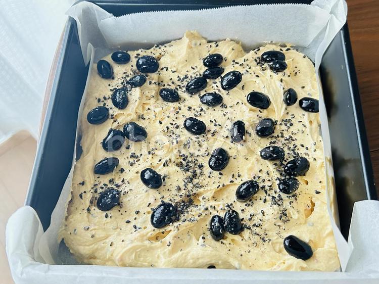 黒豆黒胡麻パウンドケーキ焼く前 パウンドケーキ,ケーキ,生の写真素材