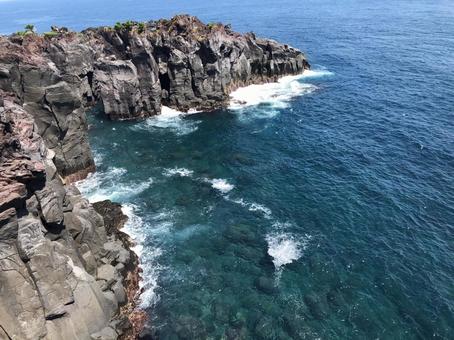 崖と海 崖と海の写真