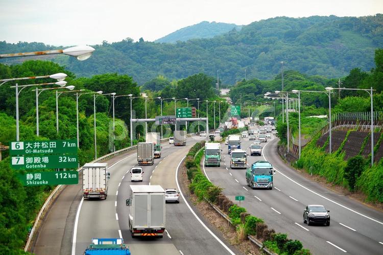 東名高速秦野中井6 ハイウェイ,道路,道の写真素材