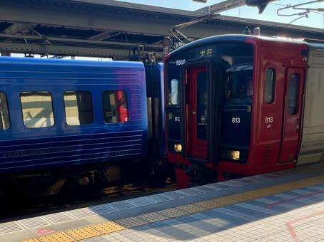 大分駅を発着する列車の風景 大分駅,jr,九州の写真素材