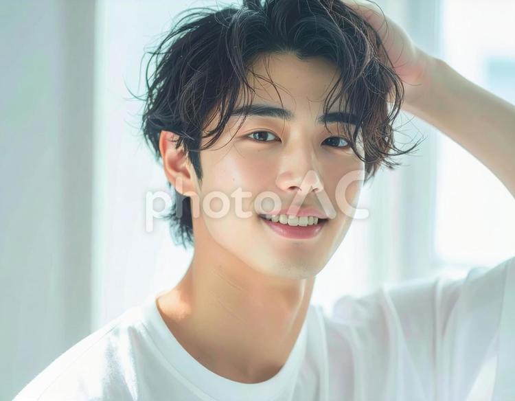 爽やか男性モデル 男性,若い男性,青年の写真素材