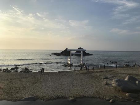 糸島夫婦岩 糸島夫婦岩の写真