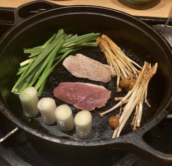 鴨すき焼き 鴨すき焼き ディナー,和食,鴨肉の写真素材