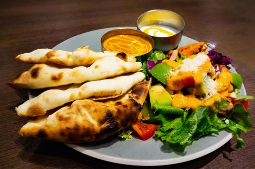 Naan and curry set, JPG