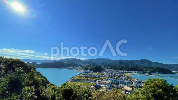 海と山の風景 海,空,風景の写真素材