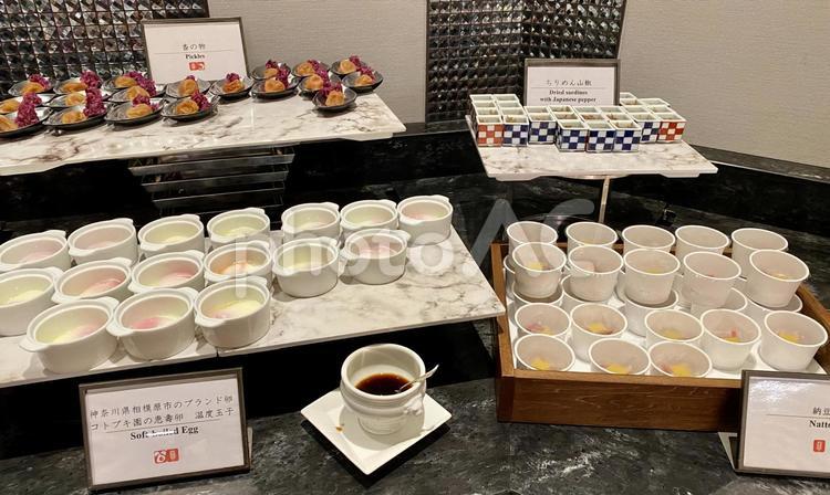 ビュッフェ。和食コーナー。小鉢 和食,ビュッフェ,バイキングの写真素材