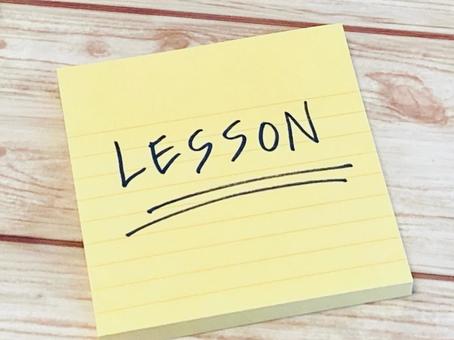A sticky note with the word LESSON written on it., lesson, learning, keiko, JPG