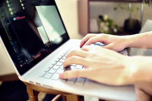 ラップトップ パソコン ノートPC 仕事 インターネット 作業 会社員,ビジネス,若い,人物,日本人,20代,仕事,笑顔,メール,座る,女性,OL,屋内,室内,私服,PC,ノートパソコン,パソコン,勉強,勤務,ビジネスウーマン,オフィス,ワーケーション ラップトップ パソコン ノートPC 仕事 インターネット 作業 会社員,ビジネス,若い,人物,日本人,20代,仕事,笑顔,メール,座る,女性,OL,屋内,室内,私服,PC,ノートパソコン,パソコン,勉強,勤務,ビジネスウーマン,オフィス,ワーケーションの写真