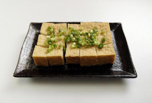 厚揚げの薬味のせ 厚揚げの薬味のせの写真