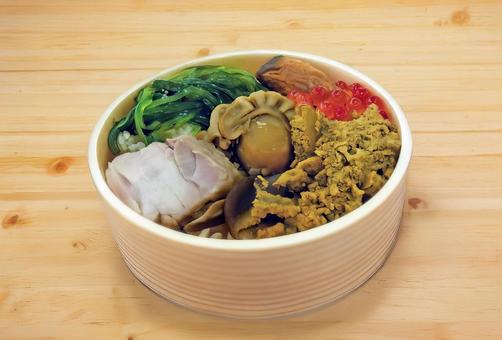 彩り豊か!海の幸山の幸わっぱ飯 彩り豊か!海の幸山の幸わっぱ飯の写真