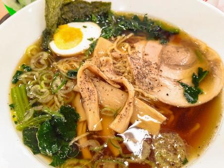 レトロ醤油ラーメン レトロ醤油ラーメン ラーメン,町中華,昭和レトロの写真素材