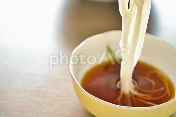 そうめん　つゆ そうめん,素麺,めんつゆの写真素材
