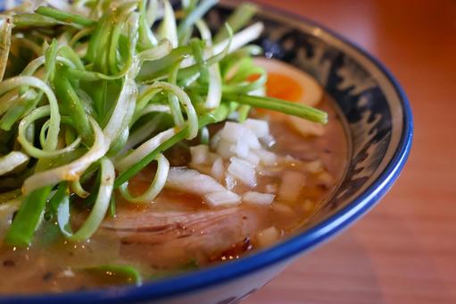 ラーメン店のとんこつ味噌ネギラーメン ラーメン店のとんこつ味噌ネギラーメン ラーメン,ネギ,とんこつの写真素材