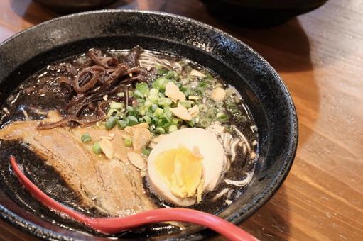 黒豚骨ラーメン 黒豚骨ラーメン ラーメン,豚骨,黒豚骨の写真素材
