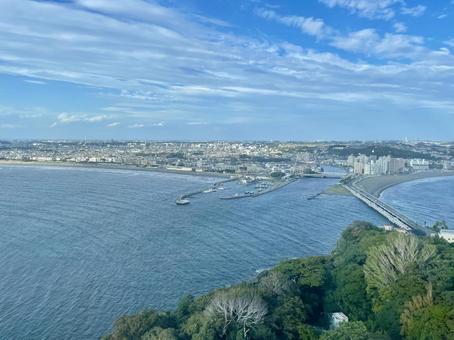 江ノ島と広がる湘南海岸のパノラマ 江ノ島と広がる湘南海岸のパノラマ 江ノ島,湘南,海の写真素材