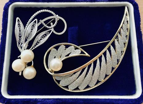 真珠 パール,ブローチ,シルバーの写真素材