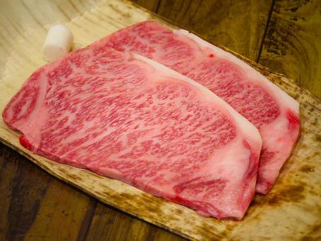 サーロインステーキ.3 サーロインステーキ,牛肉,お肉の写真素材