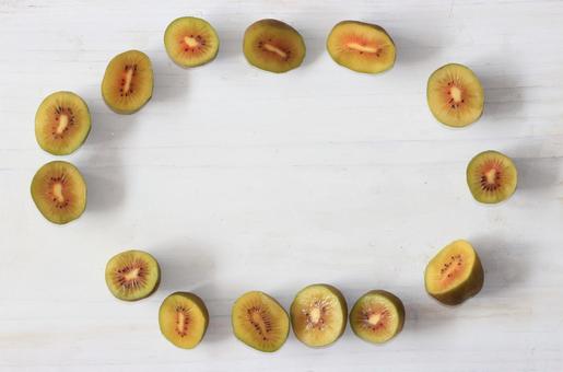 国産の早生キウイフルーツのフレームC キウイフルーツ,フレーム,果物の写真素材