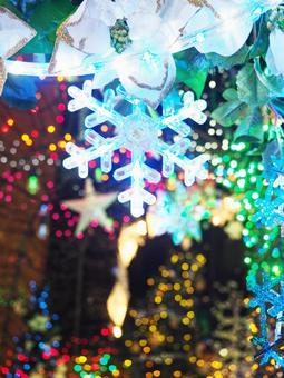 クリスマスのイルミネーション飾り クリスマス,イルミネーション,ライトアップの写真素材