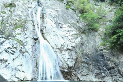 日本の滝の写真