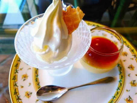 Delicious looking dessert, JPG