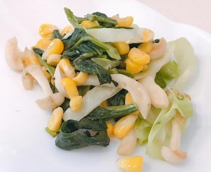 Stir-fried komatsuna and shimeji mushrooms, JPG