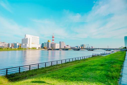 【新潟】信濃川付近の風景 【新潟】信濃川付近の風景の写真