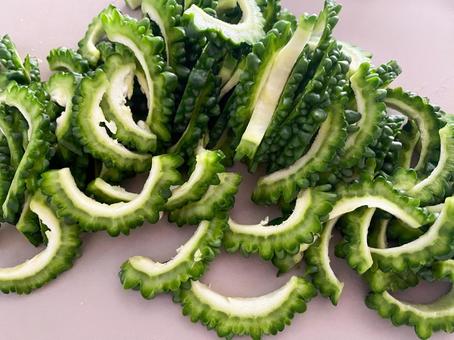 ゴーヤカット済 ゴーヤカット済 ゴーヤ,ゴーヤカット済み,野菜の写真素材