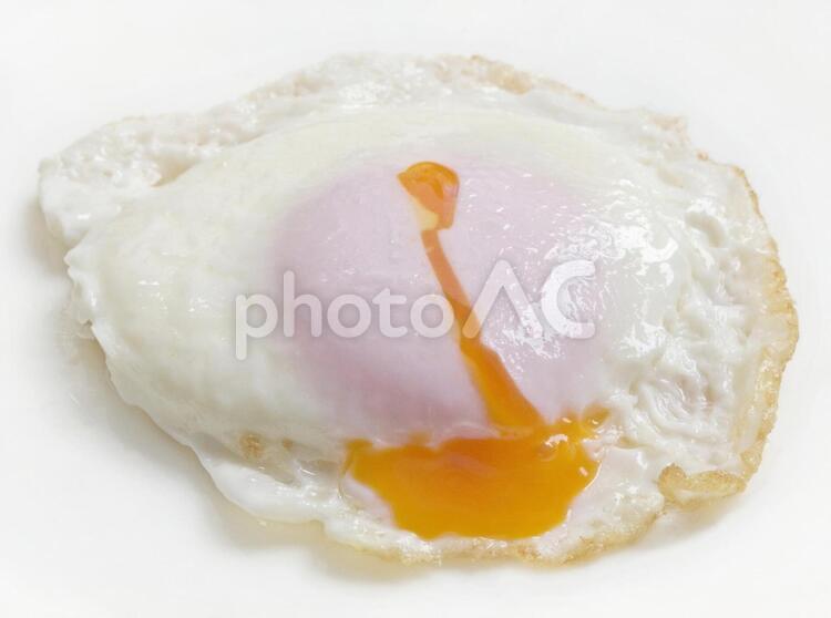 目玉焼き　朝食 朝食,目玉焼き,半熟の写真素材